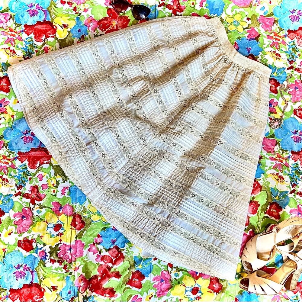 VTG handmade cotton cream lace circle skirt-24”W